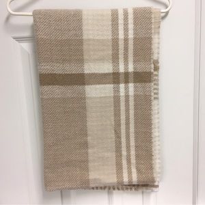 NWT Lands End winter scarf